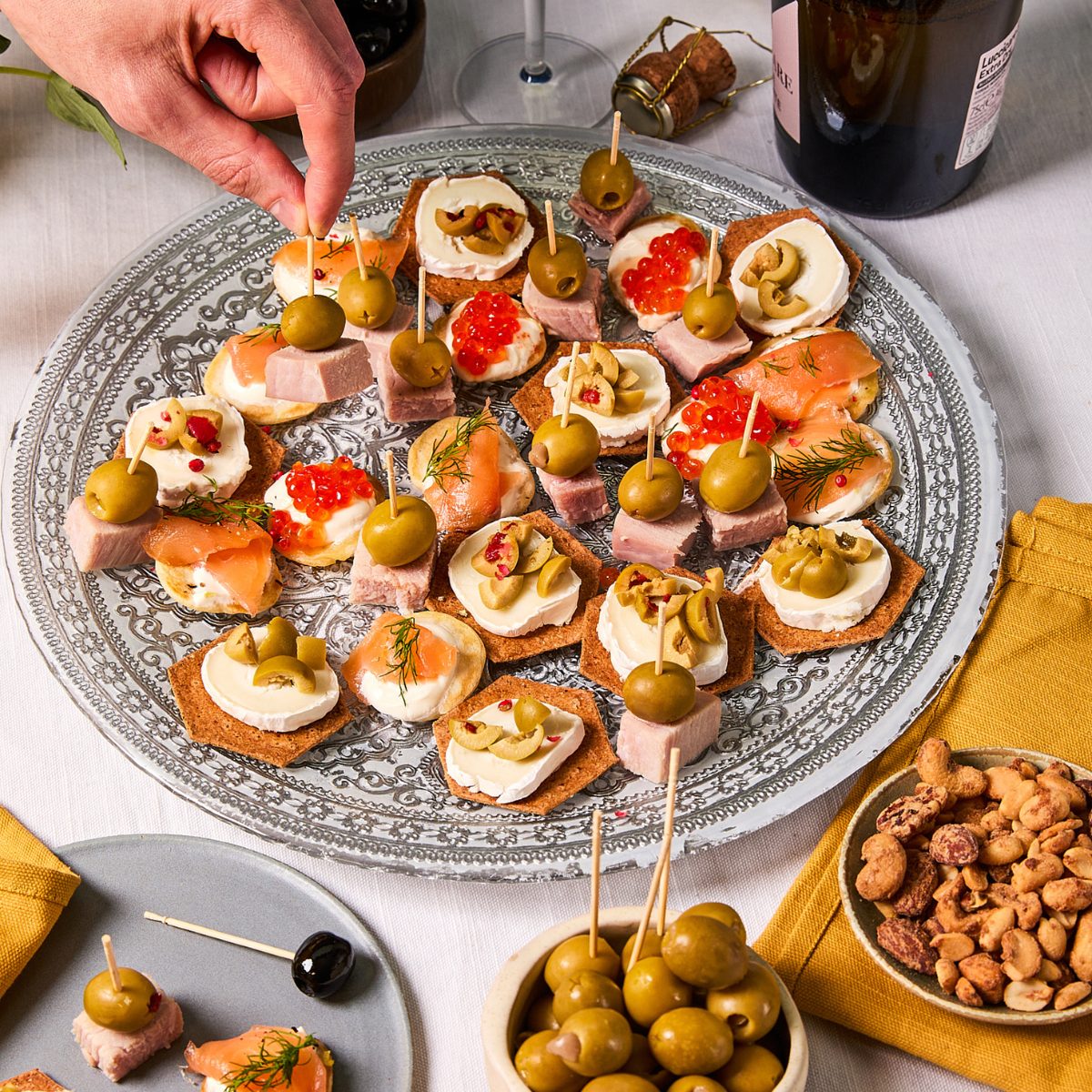 Olive canapés
